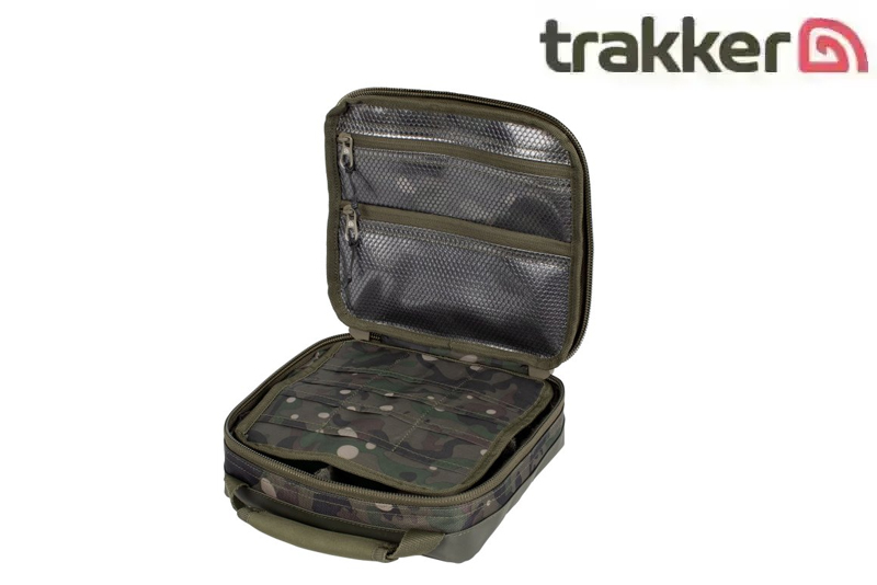 Trakker NXC Camo Tackle Bag - offen